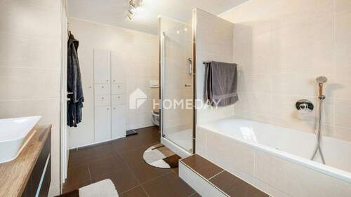 1. OG Badezimmer 2 - 