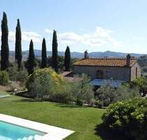 Volterra ! Bauernhaus mit schönem Garten und Salzwasserpool I Immobilie Toskana