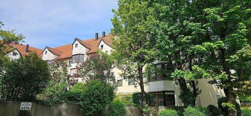 Wohnanlage.jpg - Hochwertige 2-Zimmer-Eigentumswohnung mit Wintergartenerker in Landshut