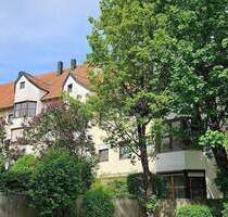 Hochwertige 2-Zimmer-Eigentumswohnung mit Wintergartenerker in Landshut