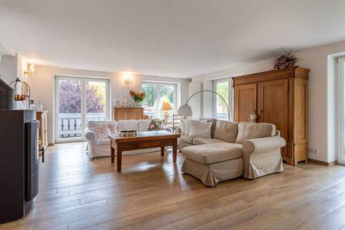 Wohnbereich OG - 1 Zimmer Einfamilienhaus in Windach