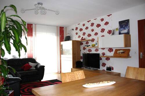 Wohnzimmer - Schöne 3-Zi-Wo in Ortsrandlage von HN-Horkheim