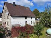 Garten - Familienidylle auf dem Land: Einzigartiges Haus mit Geschichte, Platz & Potenzial