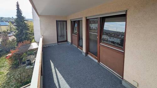 Balkon - 4 Zimmer Etagenwohnung in Winterbach