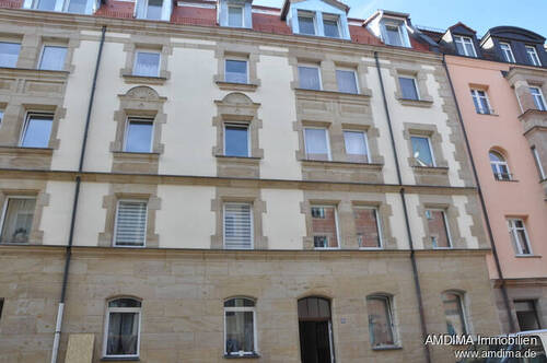 Vorderansicht des Hauses - 1-Zimmer-Wohnung in Nürnberg - 145.500,00 EUR Kaufpreis, ca.  41,00 m² Wohnfläche
