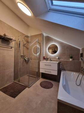 Neues Wohlfühl-Badezimmer - 