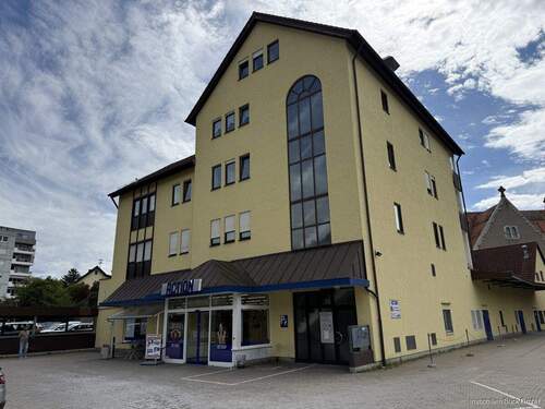 Außenansicht - Großzügige Büro- oder Praxisfläche zur Miete gesucht??