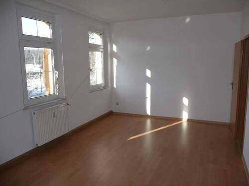 Zimmer 1 - 3 Zimmer Etagenwohnung in Belgershain