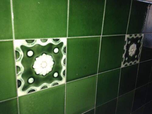 Hauseingang - 2 Zimmer Etagenwohnung zur Miete in Chemnitz