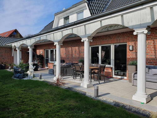 Bild 1 - Repräsentatives Familienhaus mit Einliegerwohnung