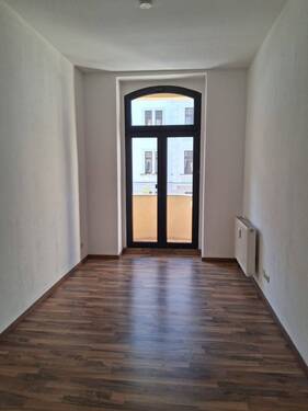 Arbeitszimmer - 4 Zimmer Etagenwohnung zur Miete in Magdeburg