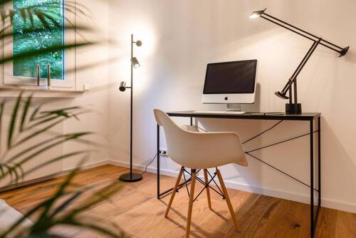 Kinderzimmer/Home-Office - 