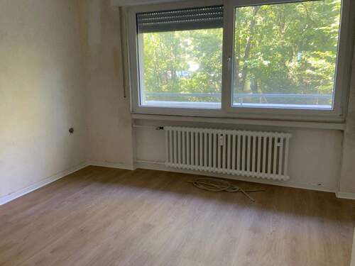 Schlafzimmer.JPG - 2 Zimmer Etagenwohnung in Wiesbaden