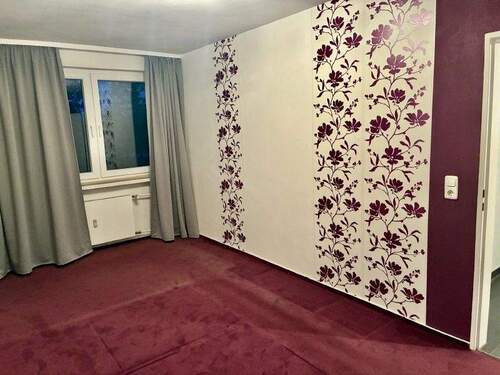 Schlafzimmer - 2 Zimmer Etagenwohnung zum Kaufen in Steinbach