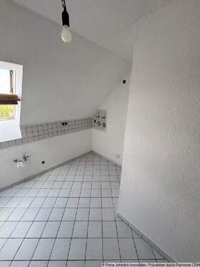 Küche EBK möglich - 2 Zimmer Etagenwohnung in Chemnitz