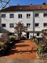 Vorderansicht - Energetisch top mit viel Platz und großem Garten