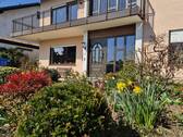 Eingangsbereich - 7 Zimmer Mehrfamilienhaus, Wohnhaus zum Kaufen in Horhausen (Westerwald)