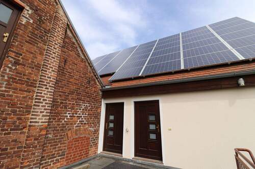 Solarzellen auf dem Dach - 