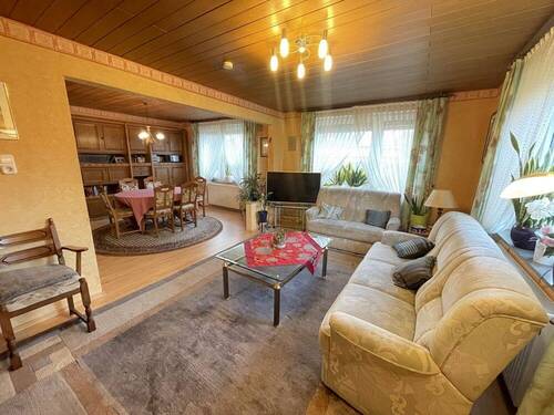 Wohn-/ Esszimmer EG - 