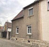 DHH in Laucha - 32.000,00 EUR Kaufpreis, ca.  110,00 m² Wohnfläche in Laucha an der Unstrut (PLZ: 06636)