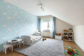 Wohnzimmer / Kinderzimmer DG KI - 