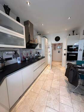 Küchenzeile - 3 Zimmer Etagenwohnung zum Kaufen in Bad Wörishofen