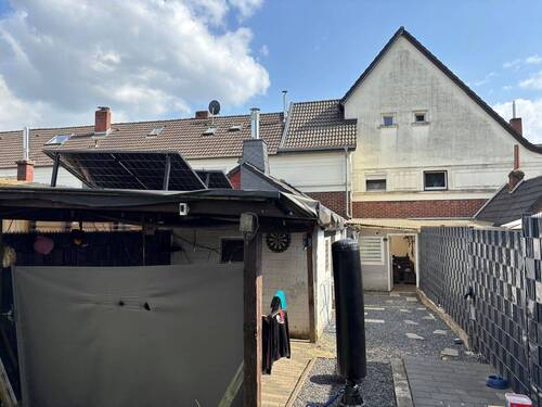 Garten Schuppen - Mehrfamilienhaus, Wohnhaus mit 77,90 m² in Hückelhoven zum Kaufen