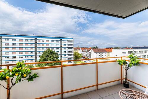 Sonniger Balkon - 