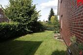 Gartenbereich neben dem Haus - 
