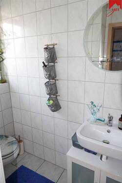 Gäste- WC - Doppelhaushälfte mit 80,00 m² in Aurich zur Miete