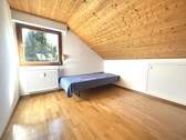 Schlafzimmer DG - 