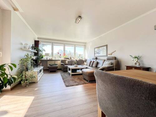 Wohn- und Esszimmer - 