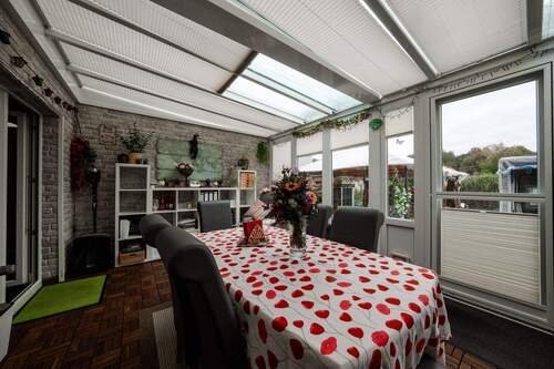 Wintergarten - Reihenmittelhaus mit 103,00 m&sup2; in Mönchengladbach zum Kaufen