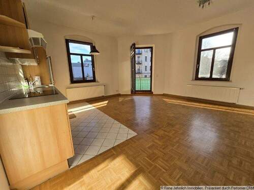 Wohnzimmer mit Küche Ansicht 1 - Tolle 2 Raum Wohnung zum Eigennutz oder zum Vermieten mit Stellplatz