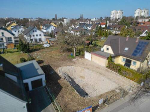 Vogelperspektive - Doppelhaushälfte mit 190,00 m&sup2; in München zum Kaufen