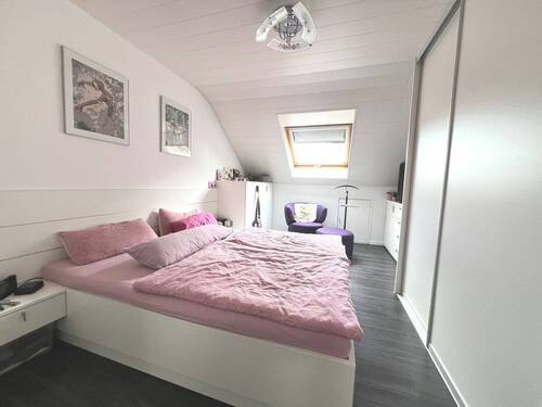 Schlafzimmer DG - 