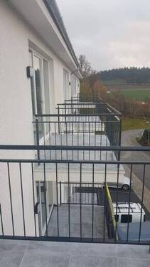 Balkon + Ausblick - 4 Zimmer Etagenwohnung in Waldkirchen