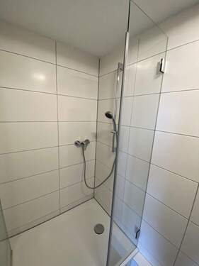 Auf Anfrage 550T€ kalt - 2 Zimmer Etagenwohnung zur Miete in Viersen