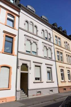 Objektansicht - ****Gepflegter Altbau mit 6 Wohnungen in gefragter Innenstadtlage****