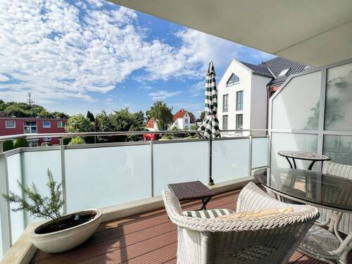 Balkon - Moderne, freundliche 4 Zimmerwohnung mit Balkon und Tiefgaragenstellplatz!