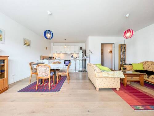 Wohn- und Esszimmer - 