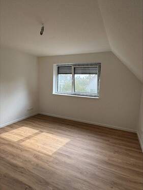 Zimmer 2 - Reihenendhaus mit 106,30 m&sup2; in Oldenburg / Donnerschwee zur Miete