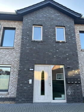 Bild 2 - 5 Zimmer Etagenwohnung zur Miete in Barßel