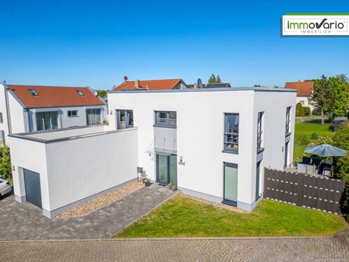 Luftaufnahme - Exklusives Bauhaus-Einfamilienhaus mit ca. 190 m² Wohnfläche in Magdeburg