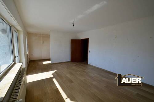 Wohnzimmer - Etagenwohnung mit 73,00 m² in Völklingen zur Miete