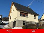 Straßenansicht - Ihr Platz für schöne Familienzeit