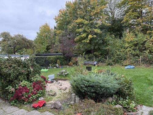Garten - OS-Schölerberg, Erdgeschosswohnung mit Garten und großer Garage