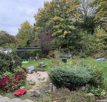 OS-Schölerberg, Erdgeschosswohnung mit Garten und großer Garage - Osnabrück / Schölerberg