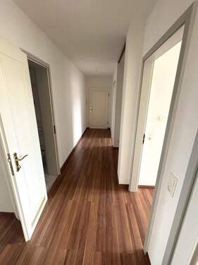 Einladender Empfangsbereich – Willkommen zuhause - Etagenwohnung mit 87,80 m² in Berlin zur Miete