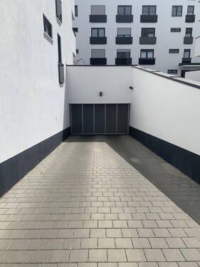 Einfahrt Tiefgarage - 